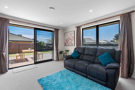 Photo of property in 68 Sunnyvale Street, Bell Block, New Plymouth, 4312