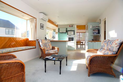 Photo of property in 53 Ribbonwood Crescent, Goodwood Heights, Auckland, 2105