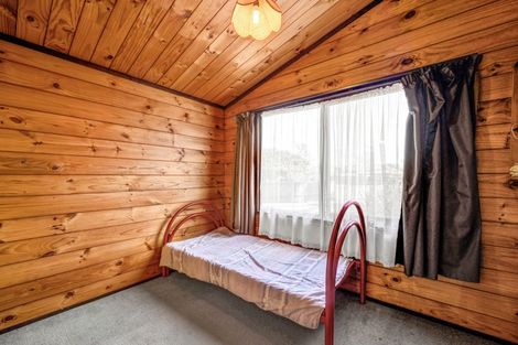 Photo of property in 27 Nikau Street, Inglewood, 4330