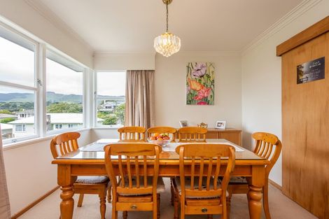 Photo of property in 12 Pembroke Street, Tawa, Wellington, 5028