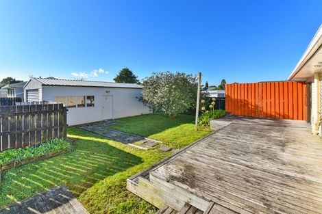 Photo of property in 1/35 Hill Crescent, Papakura, 2110