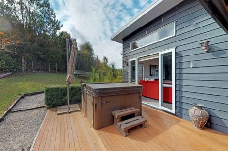 Photo of property in 29 Brampton Road, Snells Beach, 0920