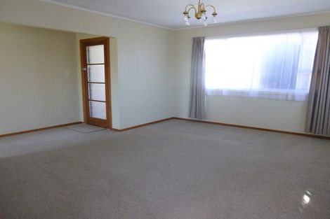 Photo of property in 2 Garthwood Road, Hillcrest, Hamilton, 3216