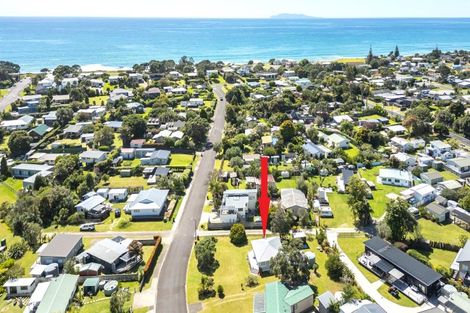 Photo of property in 35 Marlin Place, Whiritoa, Whangamata, 3691