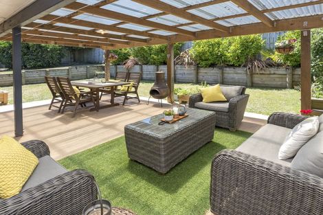 Photo of property in 4 Galvan Avenue, Sunnyhills, Auckland, 2010