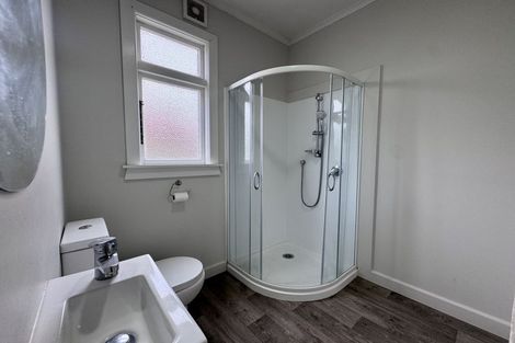 Photo of property in 12 Moana Street, Hokowhitu, Palmerston North, 4410