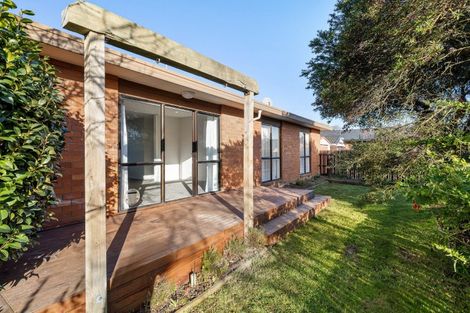 Photo of property in 1/126b Inwoods Close, Parklands, Christchurch, 8083