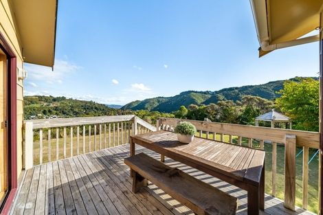 Photo of property in 49a Gillespies Road, Birchville, Upper Hutt, 5018