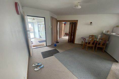 Photo of property in 74 Oakhampton Street, Hornby, Christchurch, 8042