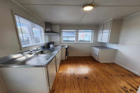 Photo of property in 27b West Coast Road, Glen Eden, Auckland, 0602