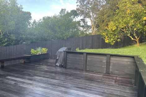 Photo of property in 2/41 Ravenwood Drive, Forrest Hill, Auckland, 0620