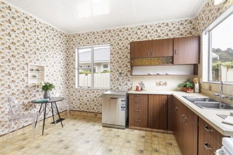 Photo of property in 32 Torridon Road, Miramar, Wellington, 6022