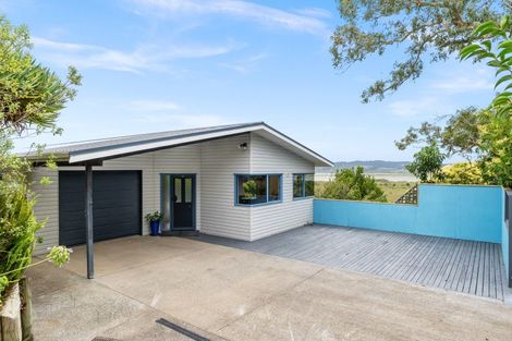 Photo of property in 15 Pine Park Road, Onerahi, Whangarei, 0110