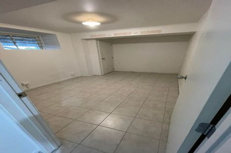 Photo of property in 1/10 Bishop Street, Green Bay, Auckland, 0604