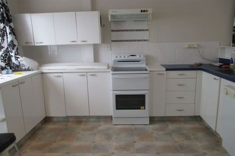 Photo of property in 13 Dampier Street, Woolston, Christchurch, 8023