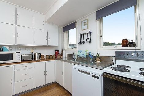 Photo of property in 11 Rata Street, Waiuku, 2123