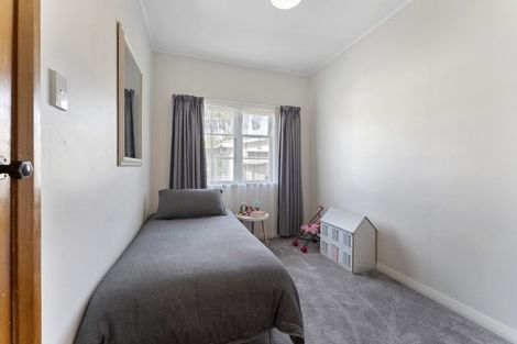 Photo of property in 214 College Street, West End, Palmerston North, 4412
