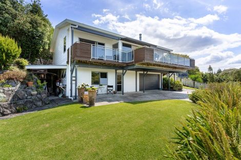 Photo of property in 105 Waireka Place, Whangamata, 3620
