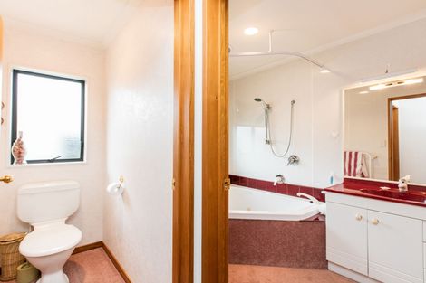 Photo of property in 134 College Road, Edgecumbe, 3120