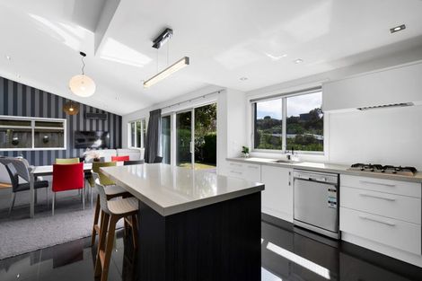 Photo of property in 3 Te Arakete Place, Hurworth, New Plymouth, 4310