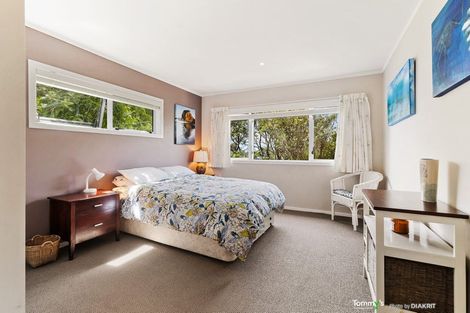 Photo of property in 138 Nicholson Road, Khandallah, Wellington, 6035