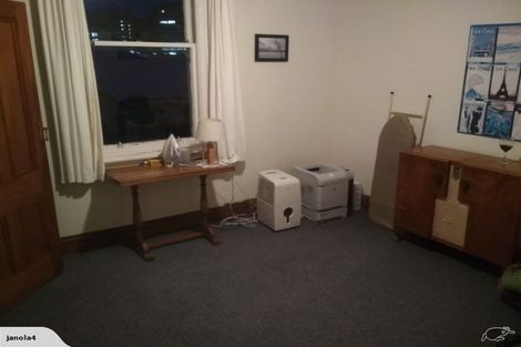 Photo of property in 24a Colombo Street, Newtown, Wellington, 6021