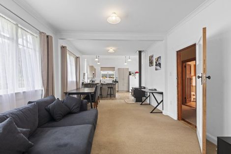 Photo of property in 35 Ross Street, Woodville, 4920