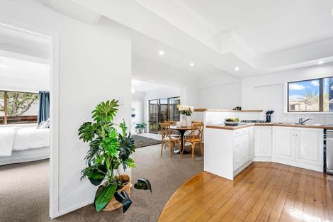 Photo of property in 1006 Whangaparaoa Road, Tindalls Beach, Whangaparaoa, 0930