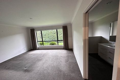 Photo of property in 13 Kimberly Grove, Greenhithe, Auckland, 0632