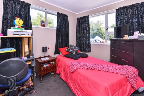 Photo of property in 12 Ulay Place, Clover Park, Auckland, 2019