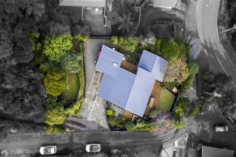 Photo of property in 2 Hobbit Lane, Pinehaven, Upper Hutt, 5371