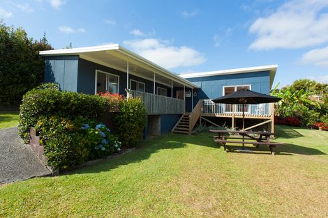 Photo of property in 8 Braemar Avenue, Coopers Beach, 0420