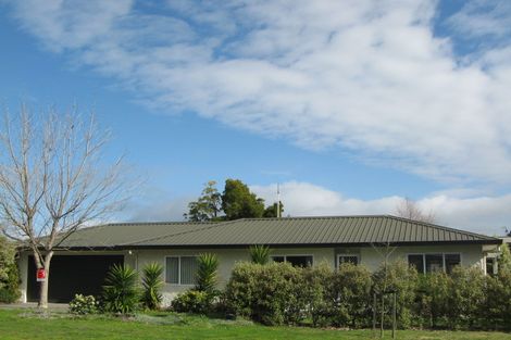 Photo of property in 4 Breadalbane Road, Havelock North, 4130