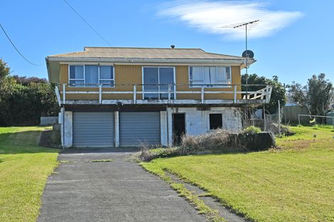 Photo of property in 44 Hauraki Road, Leigh, Warkworth, 0985