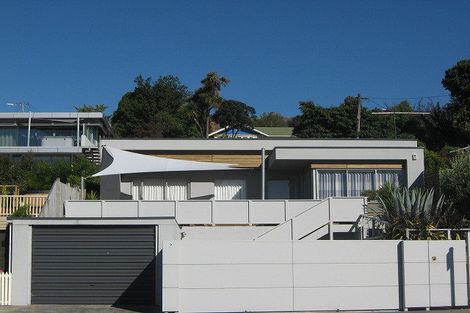 Photo of property in 9 Beach Road, Akaroa, 7520