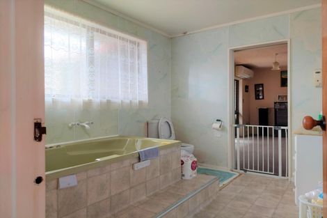 Photo of property in 2 Arohanui Street, Huntly, 3700