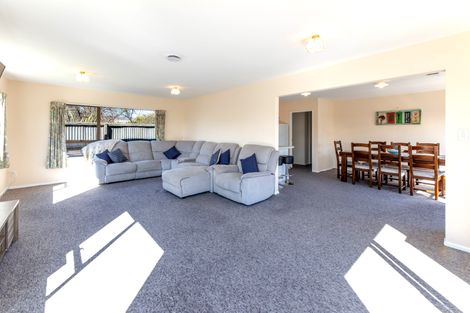 Photo of property in 166a Breezes Road, Aranui, Christchurch, 8061