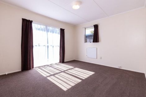 Photo of property in 34 Smeaton Road, Bell Block, New Plymouth, 4312