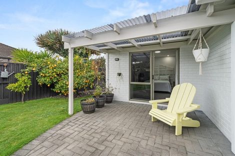 Photo of property in 11 Saint Kilda Place, Papamoa Beach, Papamoa, 3118