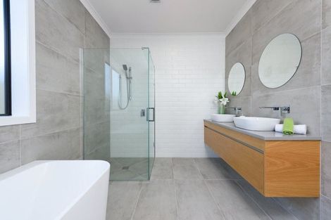 Photo of property in 28 Knightia Drive, Papamoa Beach, Papamoa, 3118