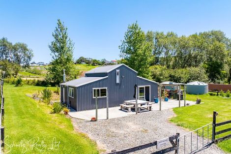 Photo of property in 35 Minnie Casey Rise, Matakohe, 0593