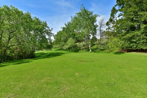 Photo of property in 142 Wade River Road, Wade Heads, Whangaparaoa, 0932