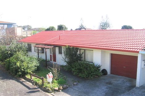 Photo of property in 121 Ngatai Road, Otumoetai, Tauranga, 3110