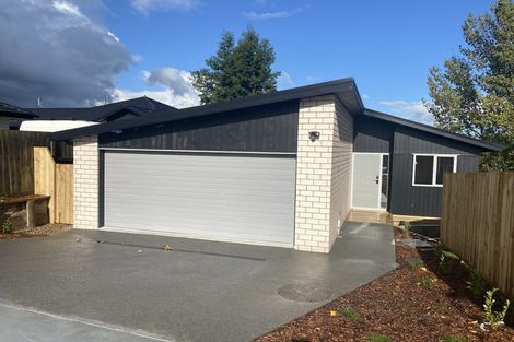 Photo of property in 11 Oderings Place, Huntington, Hamilton, 3210