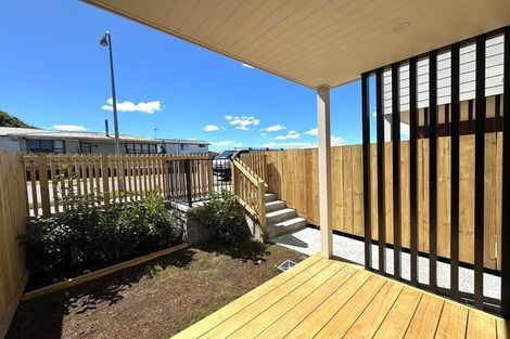 Photo of property in 56a Cyclamen Road, Mangere, Auckland, 2022