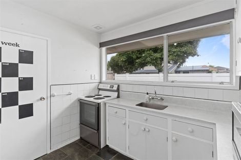Photo of property in 1/102 Roydvale Avenue, Burnside, Christchurch, 8053