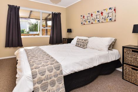 Photo of property in 54 Alabaster Drive, Papatoetoe, Auckland, 2025
