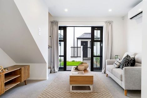 Photo of property in 2/106 Peterborough Street, Christchurch Central, Christchurch, 8013