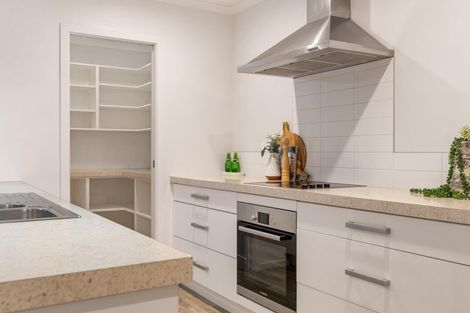 Photo of property in 15 Piata Street, Papamoa Beach, Papamoa, 3118