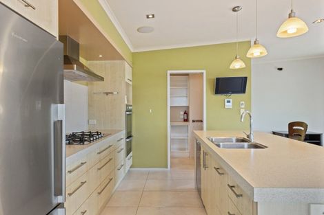 Photo of property in 42b Calvert Road, Lynmouth, New Plymouth, 4310